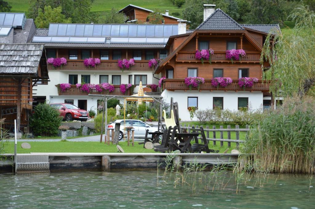 Haus Binter Hotel Weissensee Exterior foto